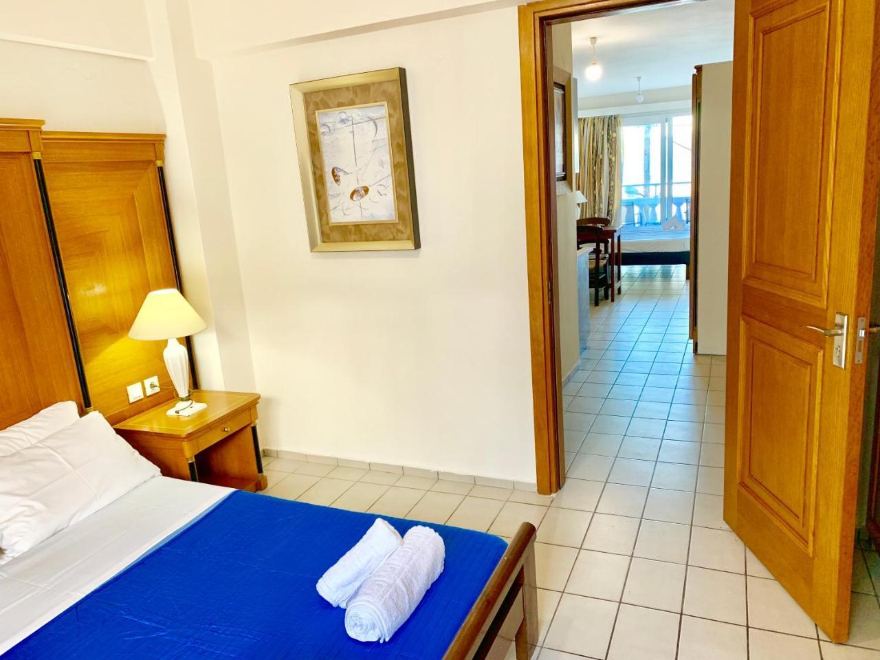 The Blue Apartments Χερσόνησος Εξωτερικό φωτογραφία