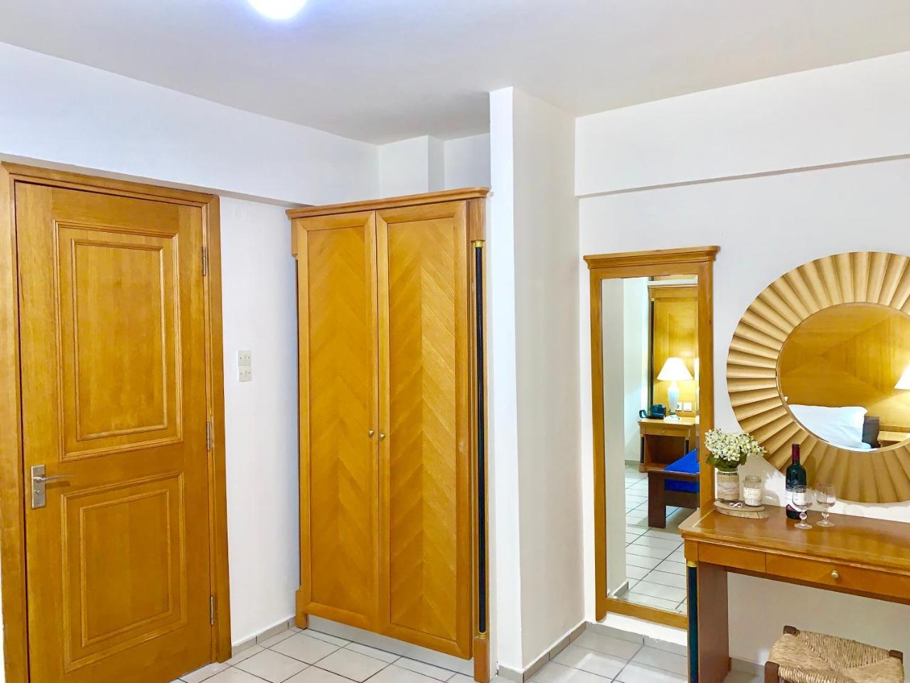 The Blue Apartments Χερσόνησος Εξωτερικό φωτογραφία